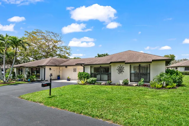 $337,900 | 4665 Finchwood Terrace, Unit B, Boynton Beach, FL 33436