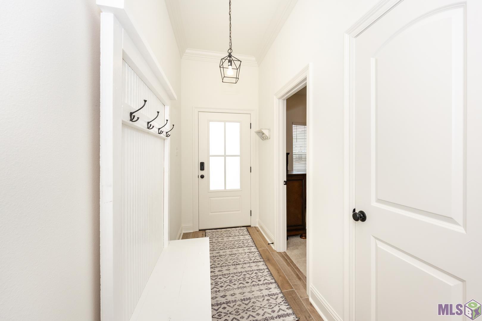17208 Tidewater Lane Baton Rouge, LA 70810 - Photo 2 of 34