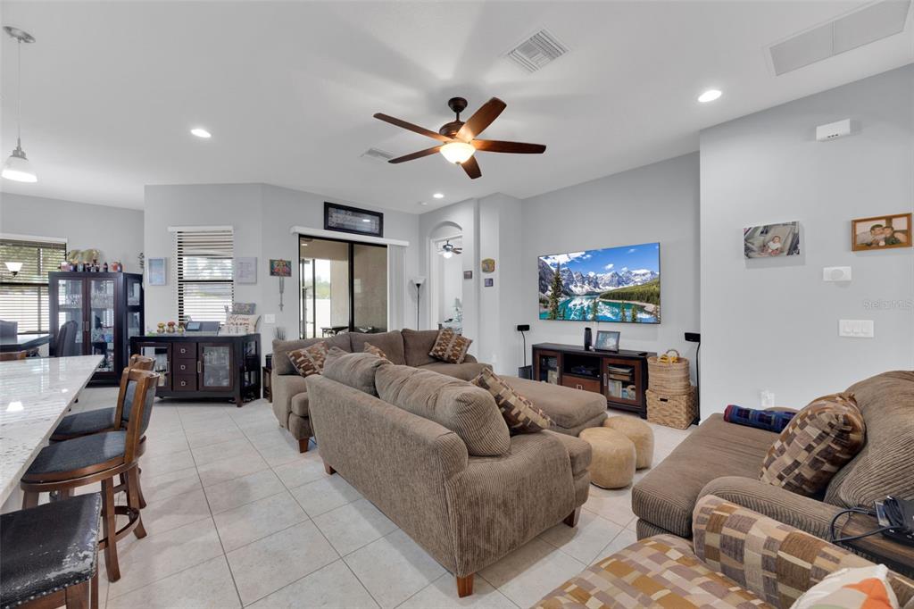 11026 Brahman Ranch Circle Riverview, FL 33578 - Photo 12 of 50