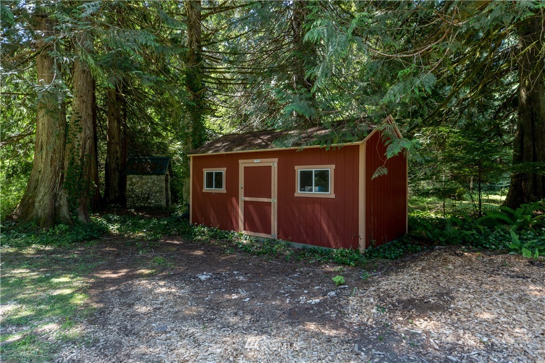 1251 Lords Lake Loop Road Quilcene, WA 98376 - Photo 31 of 37