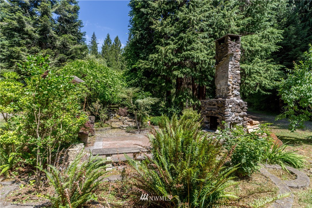1251 Lords Lake Loop Road Quilcene, WA 98376 - Photo 7 of 37