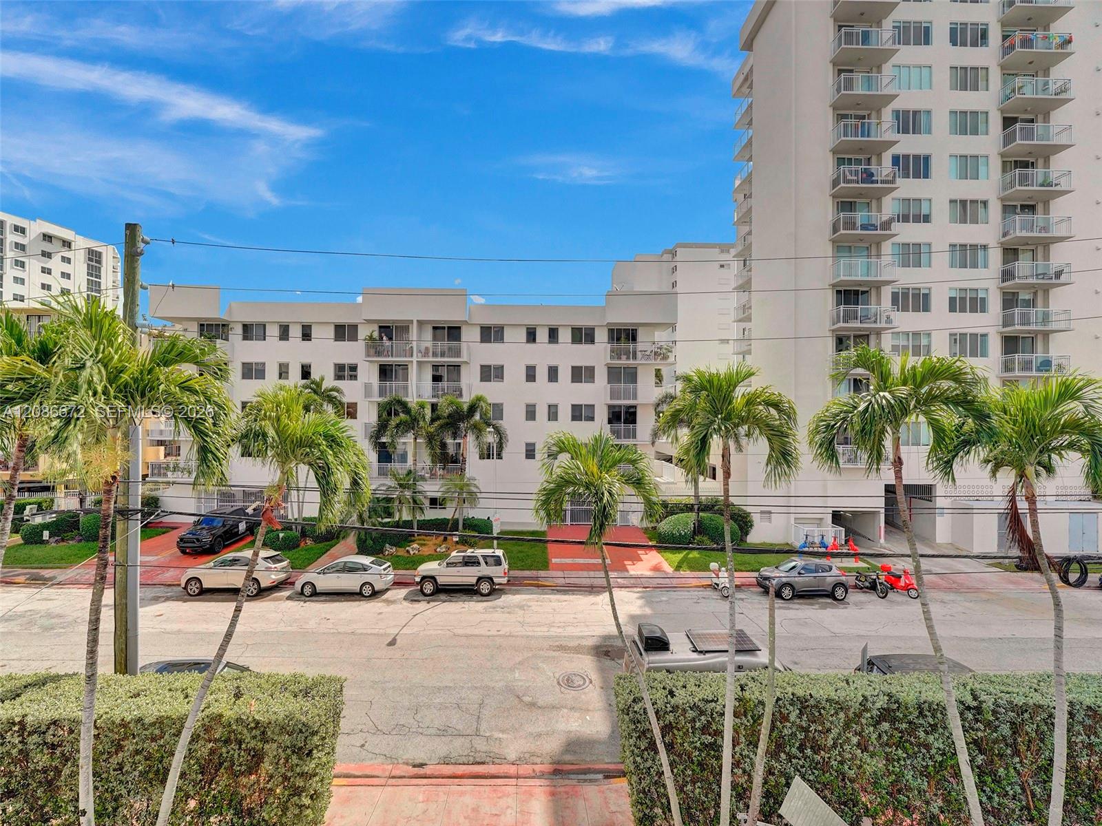 1658 Bay Road, Unit 303 Miami Beach, FL 33139 - Photo 18 of 42 Gallery Image 18