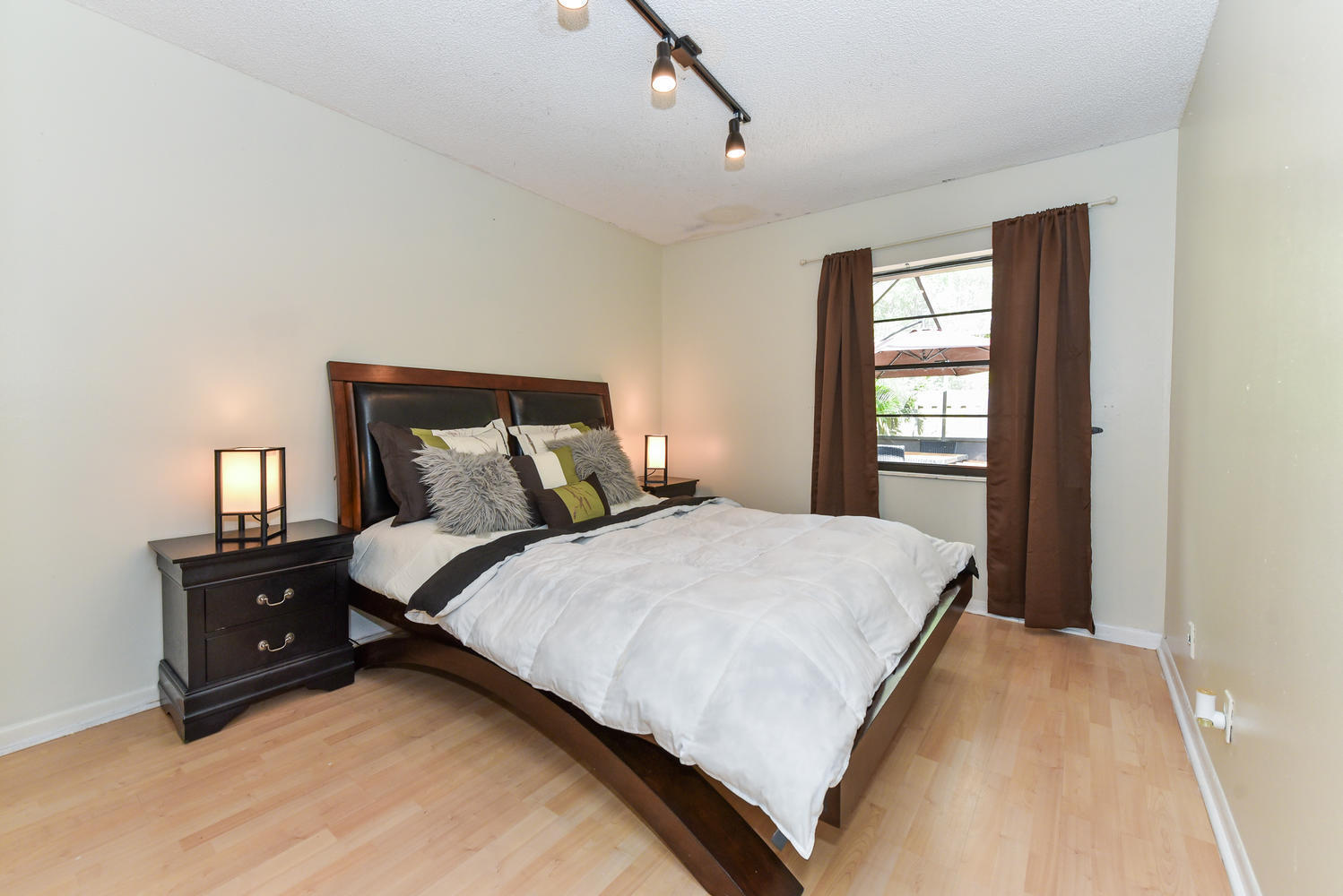 9561 Affirmed Lane Boca Raton, FL 33496 - Photo 8 of 28 9561 Affirmed Ln Boca Raton FL-large-009