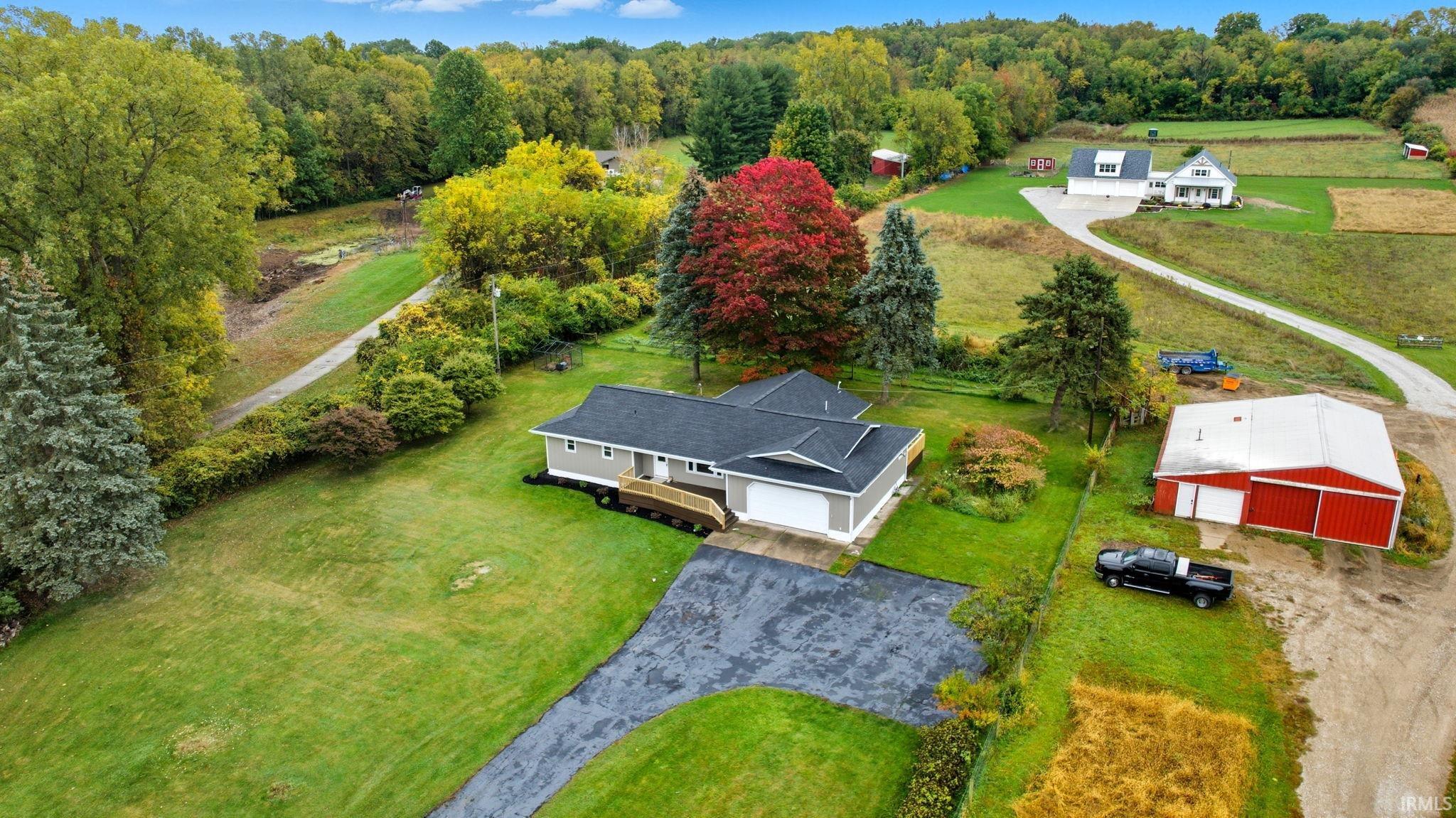 13550 Dragoon Trail Mishawaka, IN 46544 - Photo 2 of 26