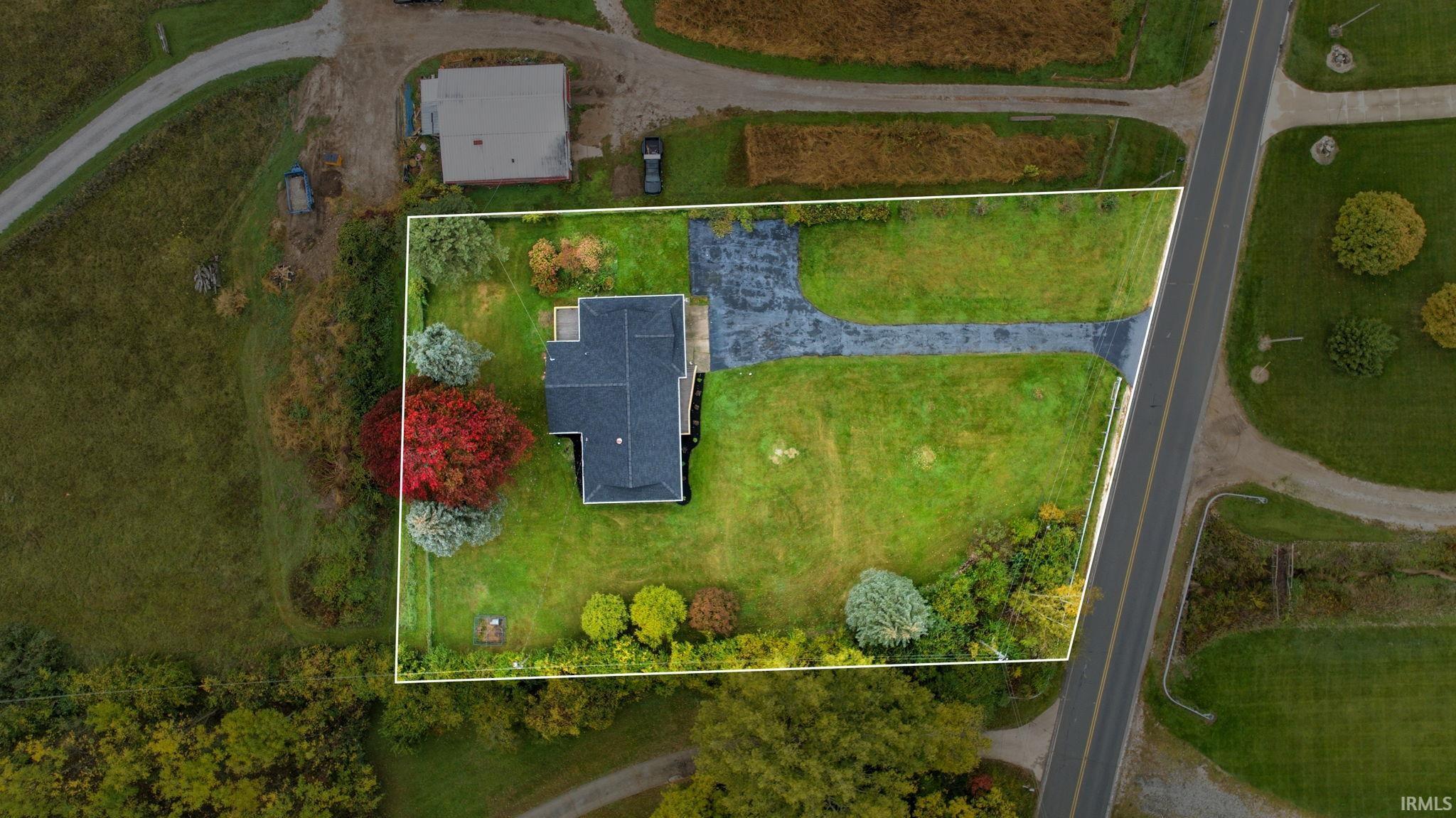 13550 Dragoon Trail Mishawaka, IN 46544 - Photo 3 of 26