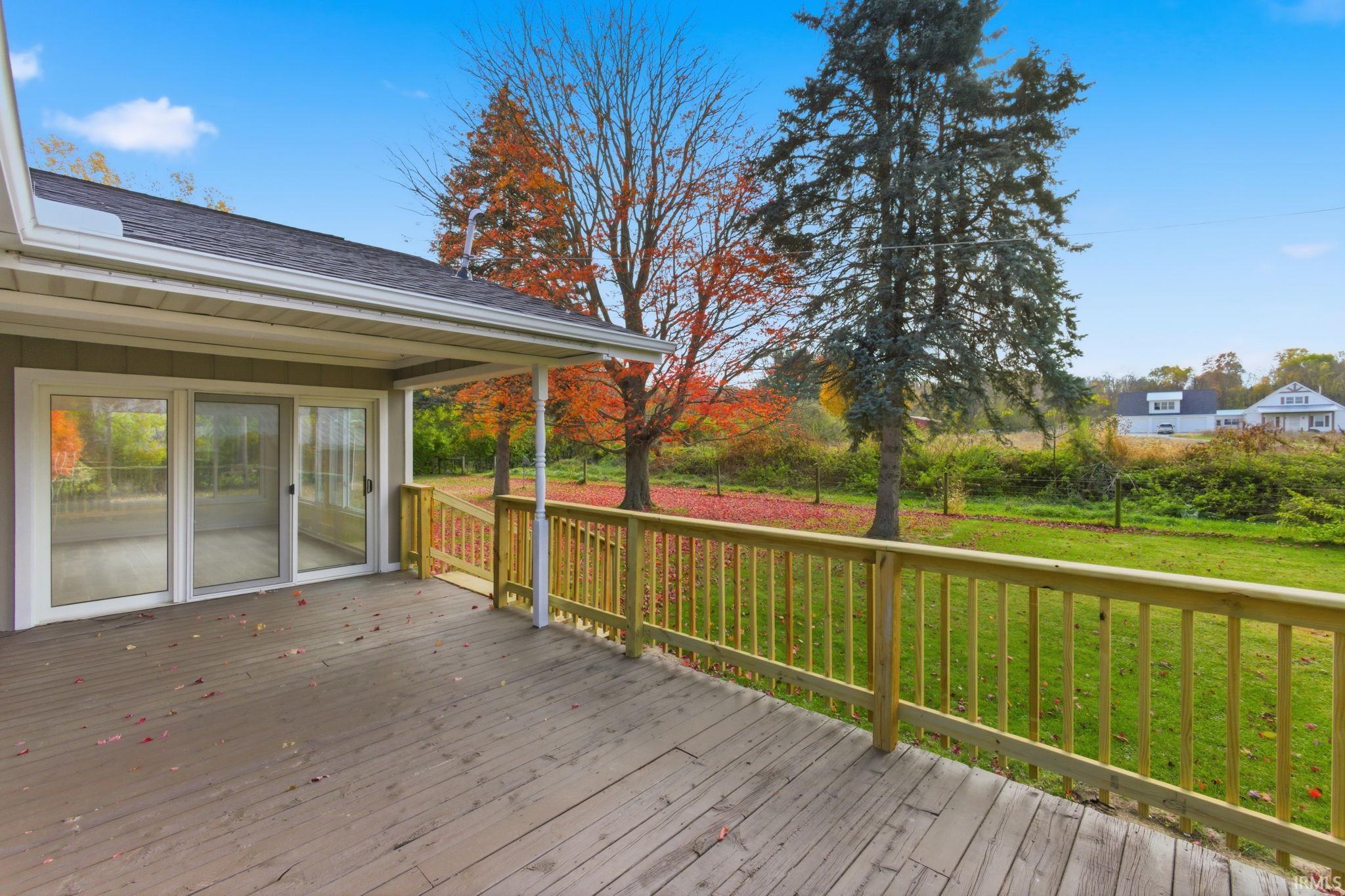 13550 Dragoon Trail Mishawaka, IN 46544 - Photo 4 of 26