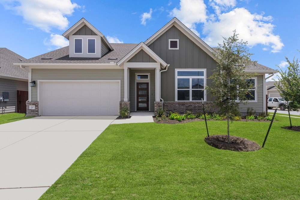 a view of outdoor space yard and front view of a house