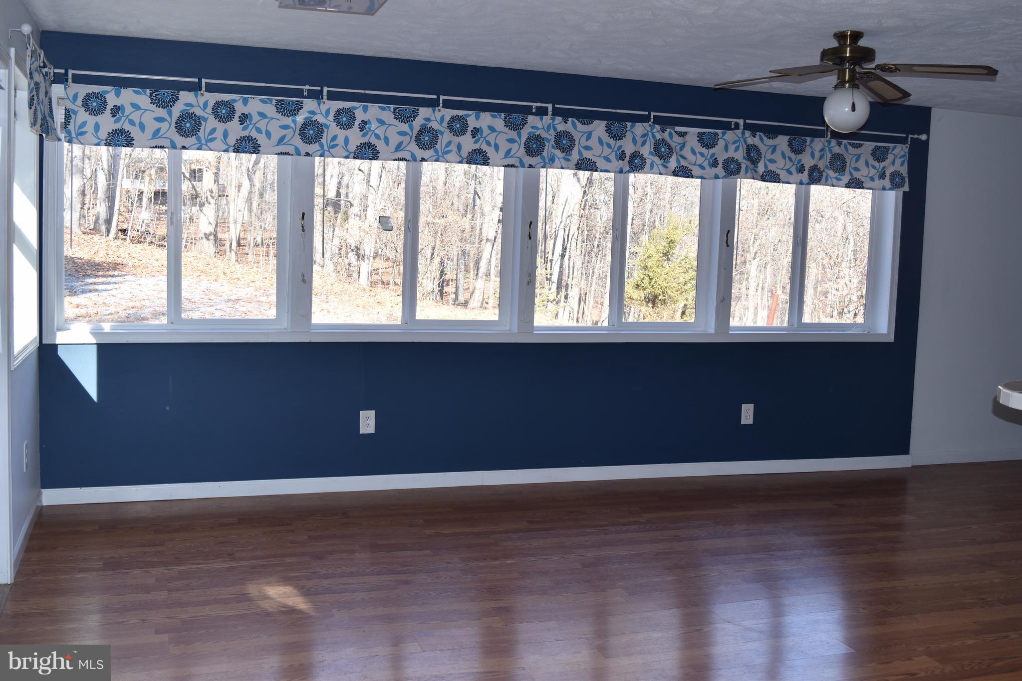 726 Thunder Road Front Royal, VA 22630 - Photo 14 of 29 Family Room