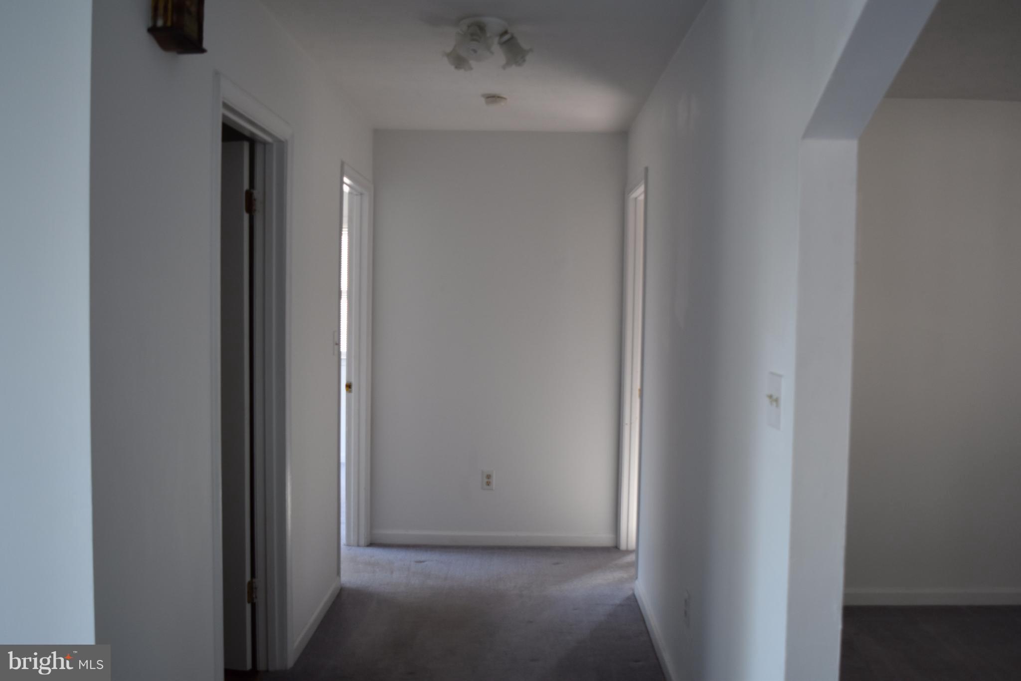 726 Thunder Road Front Royal, VA 22630 - Photo 17 of 29 Interior (General)