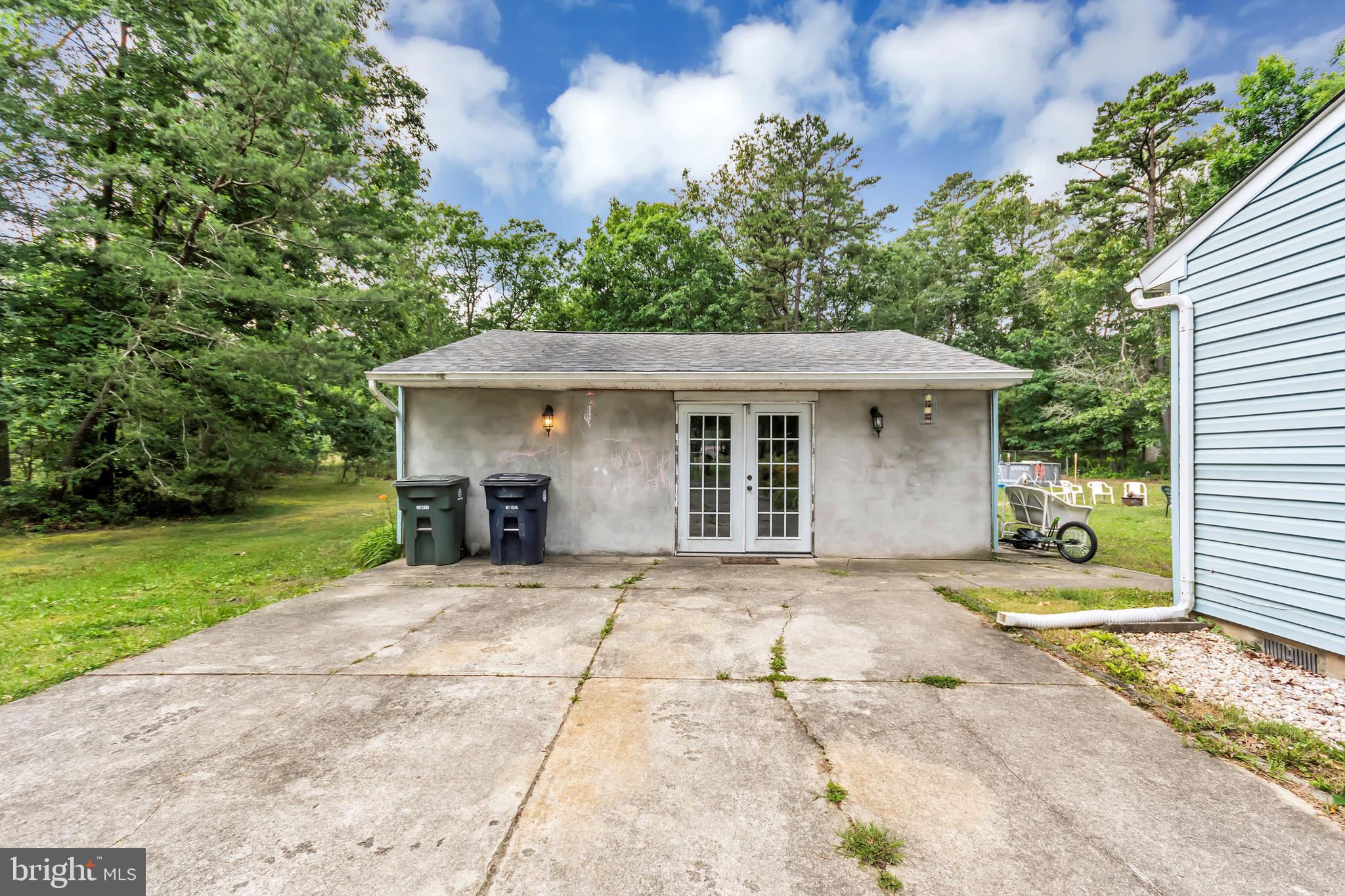 377 Broadlane Road Williamstown, NJ 08094 - Photo 25 of 27 Detached garage
