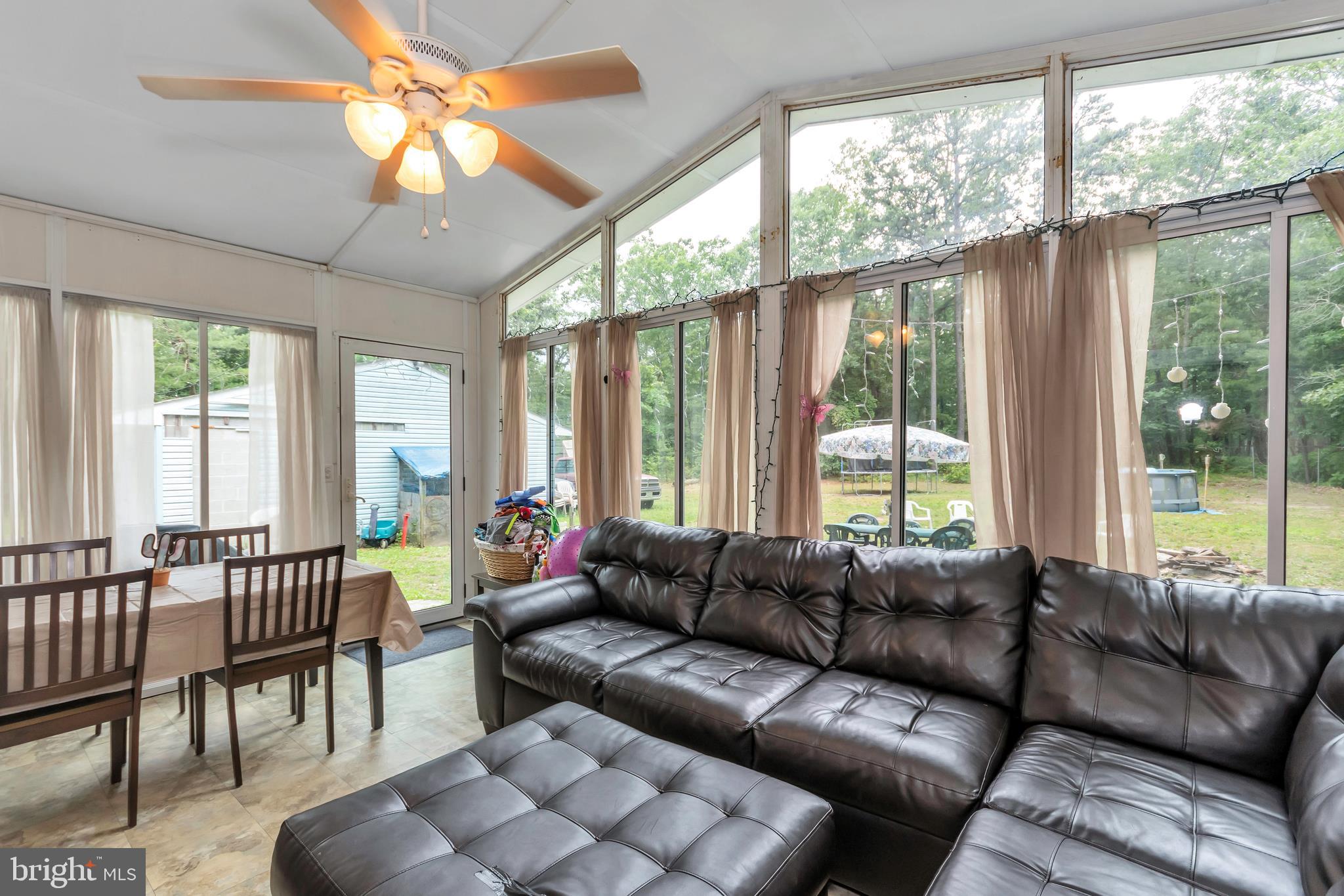 377 Broadlane Road Williamstown, NJ 08094 - Photo 8 of 27 Sun room