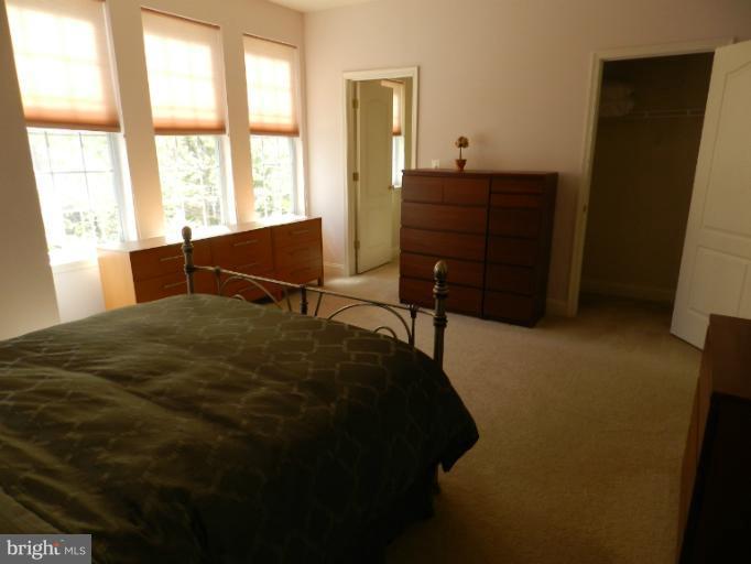 Bedroom (Master)