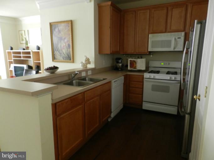 109 Bucksfield Road Gaithersburg, MD 20878 - Photo 9 of 17 Kitchen