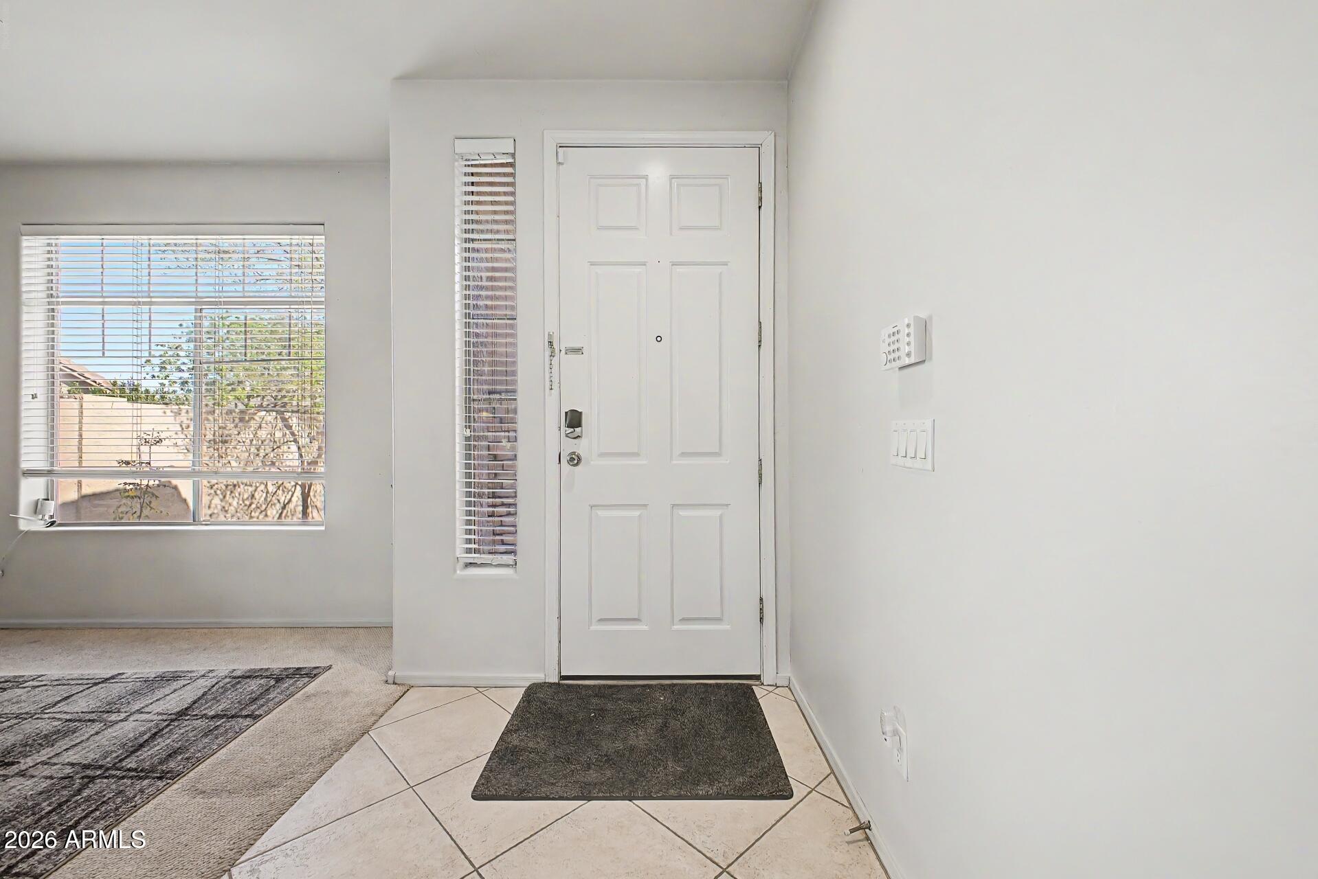 2524 East Fremont Road Phoenix, AZ 85042 - Photo 6 of 54