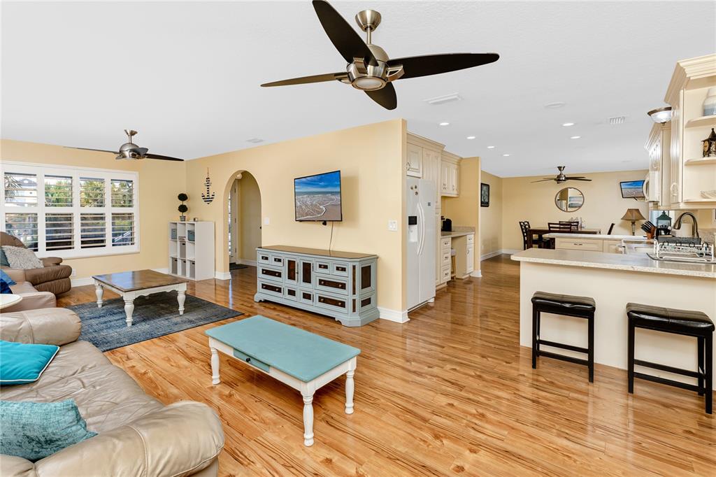 2601 Bay Boulevard Indian Rocks Beach, FL 33785 - Photo 4 of 64 a living room with furniture and a table