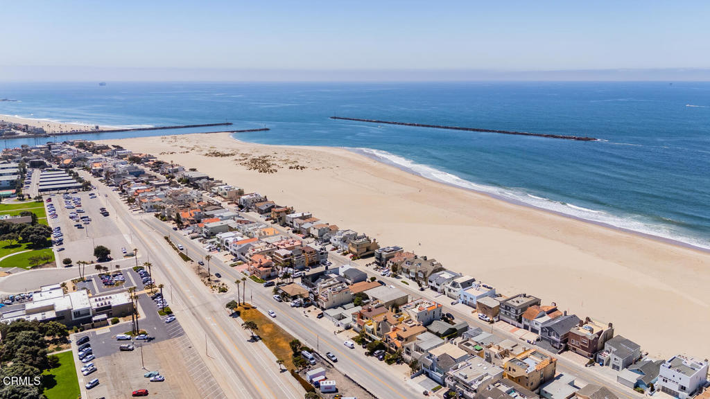 3534 Ocean Drive Oxnard, CA 93035 - Photo 27 of 27 3534 Ocean Dr Oxnard CA 93035-large-005-