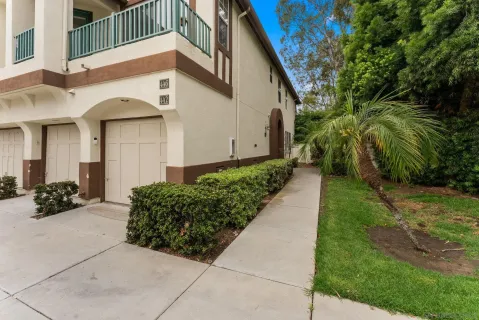 $899,000 | 446 Carmel Creeper Place, Encinitas, CA 92024