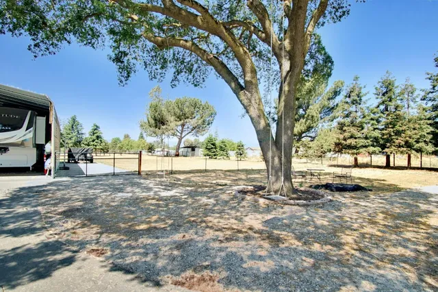 $2,399,000 | 8875 New Avenue, Gilroy, CA 95020