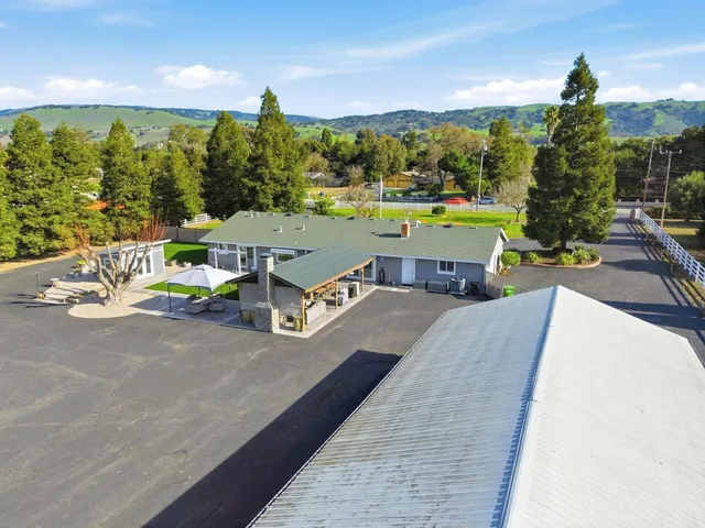 $2,399,000 | 8875 New Avenue, Gilroy, CA 95020