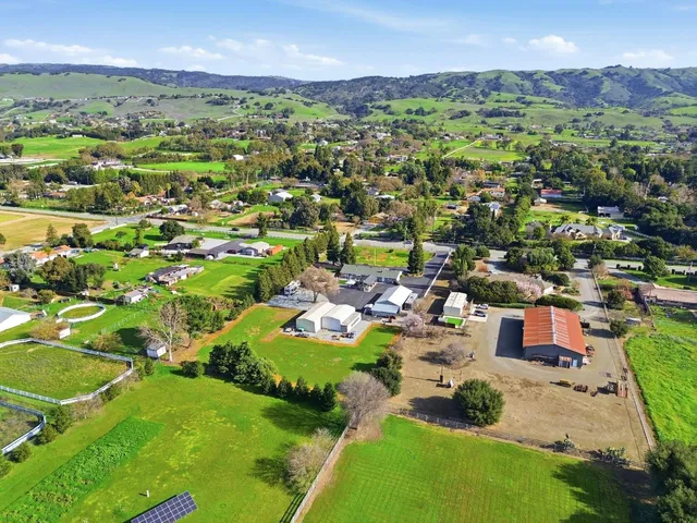 $2,399,000 | 8875 New Avenue, Gilroy, CA 95020