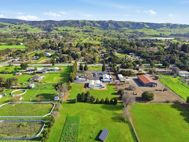 $2,399,000 | 8875 New Avenue, Gilroy, CA 95020