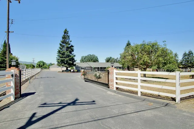 $2,399,000 | 8875 New Avenue, Gilroy, CA 95020