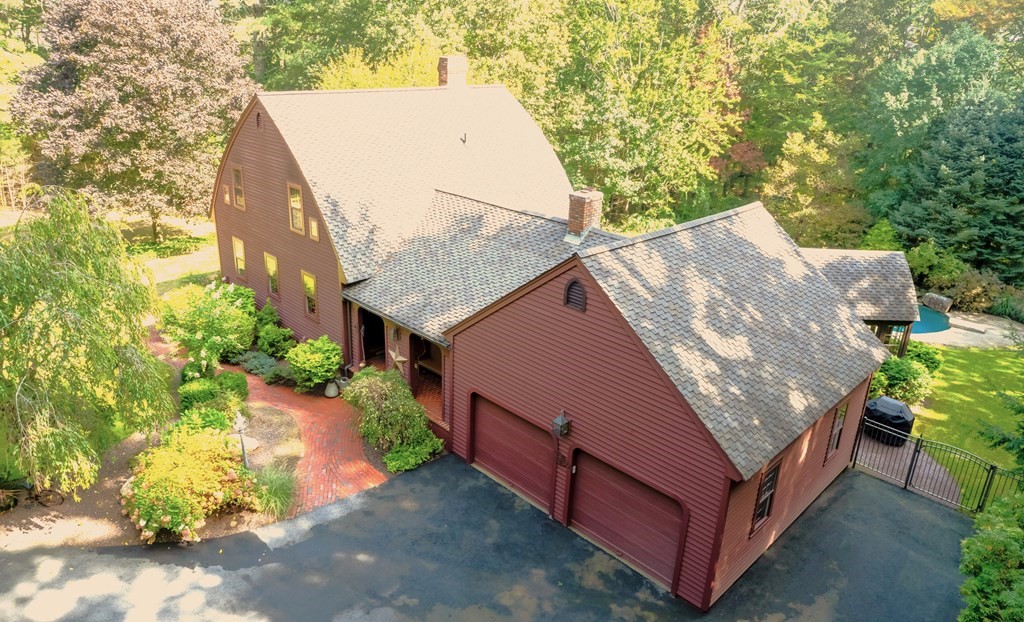 23 North Brookfield Road Spencer, MA 01562 - Photo 1 of 35 Gallery Image 1