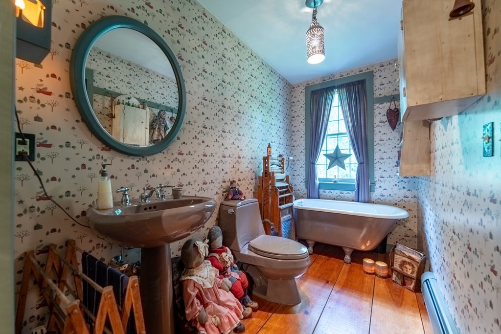 23 North Brookfield Road Spencer, MA 01562 - Photo 11 of 35 Gallery Image 11
