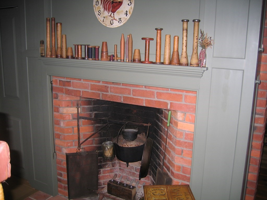 23 North Brookfield Road Spencer, MA 01562 - Photo 9 of 35 Gallery Image 9