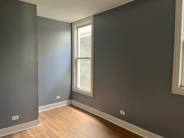 $1,350 | 648 West 60th Street, Unit 2, Chicago, IL 60621