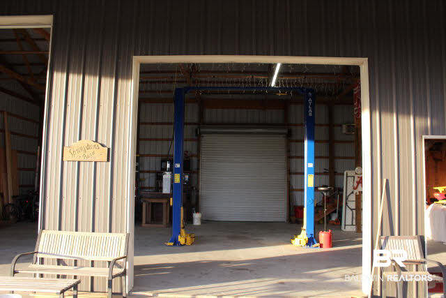 25829 County Road 20 Elberta, AL 36530 - Photo 20 of 24 barn