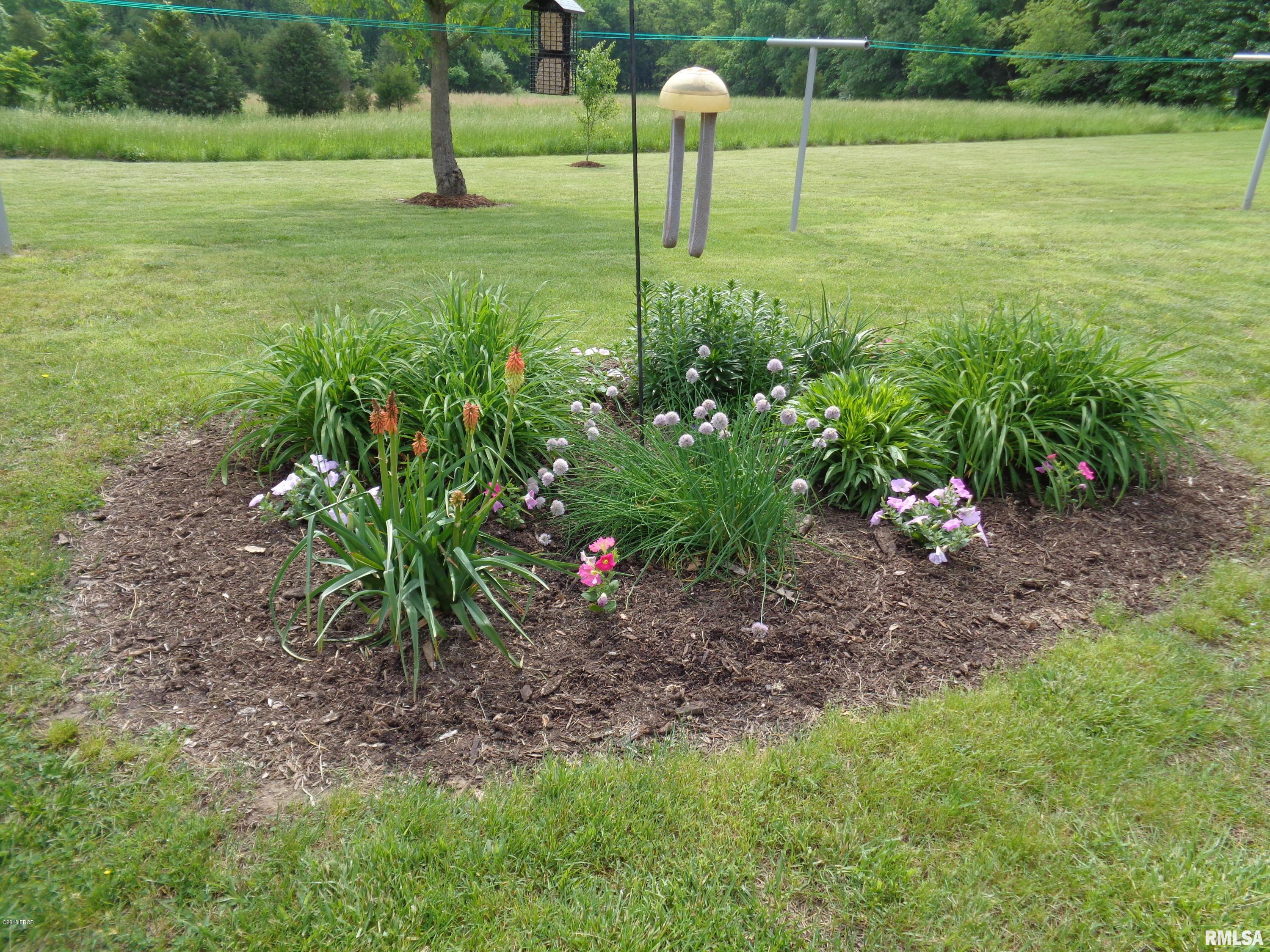 2100 Old Town Road Stonefort, IL 62987 - Photo 19 of 33 Gallery Image 19
