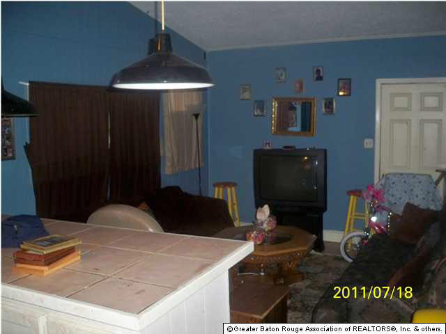 12588 Delores Drive Baton Rouge, LA 70814 - Photo 4 of 5