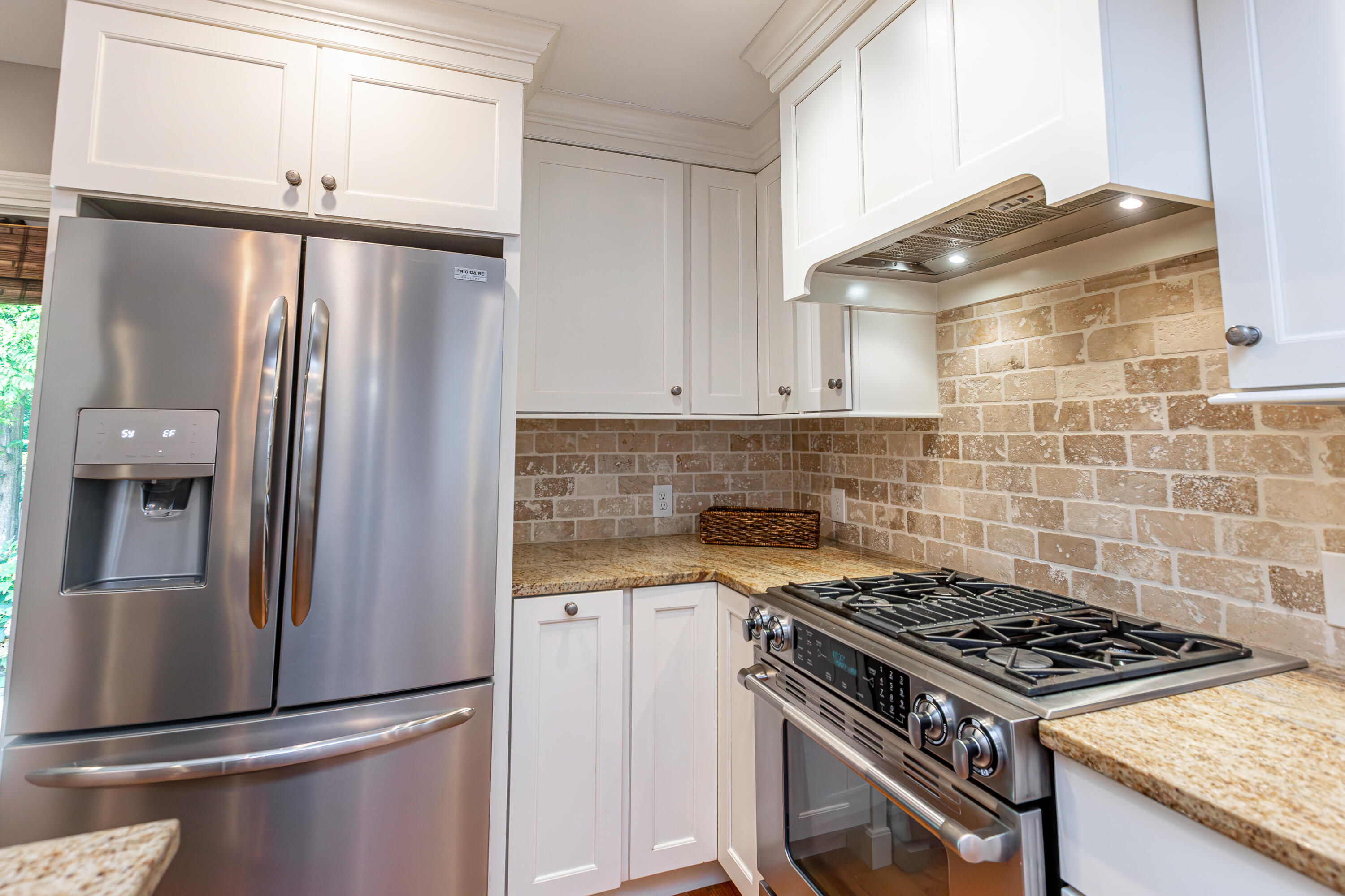 335 Irvine Road Lexington, KY 40502 - Photo 17 of 36 1-17
