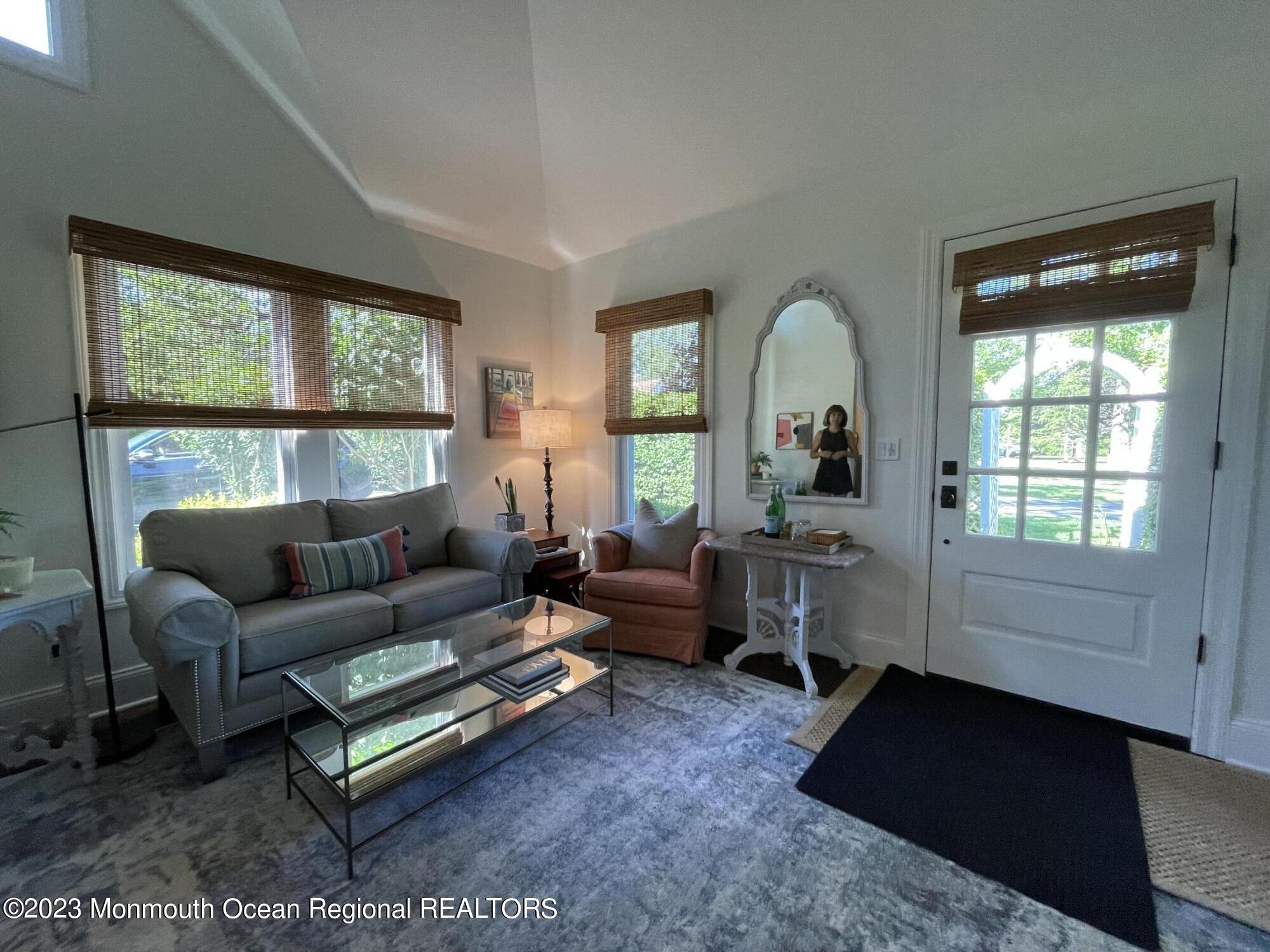 9 Tyson Lane Rumson, NJ 07760 - Photo 10 of 37 Family Room