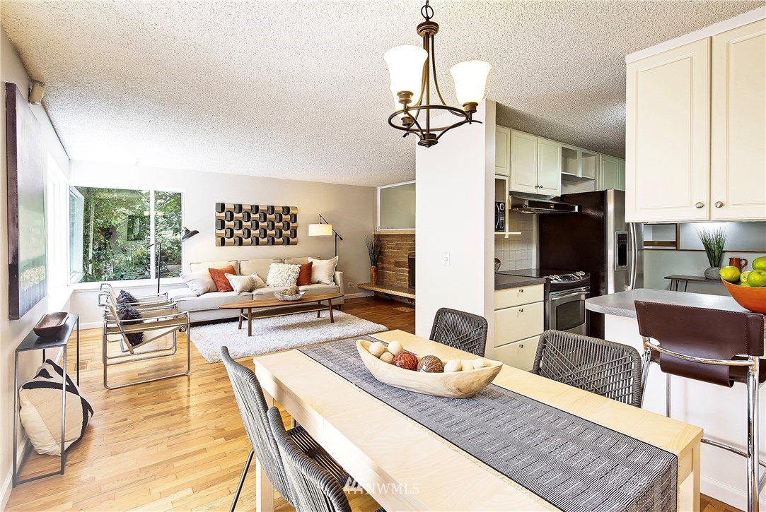 7428 Gatewood Road Southwest Seattle, WA 98136 - Photo 8 of 25 Gallery Image 8
