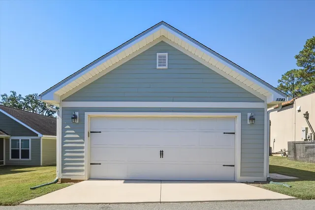 $2,500 | 1743 Brush Hill Road, Tallahassee, FL 32308