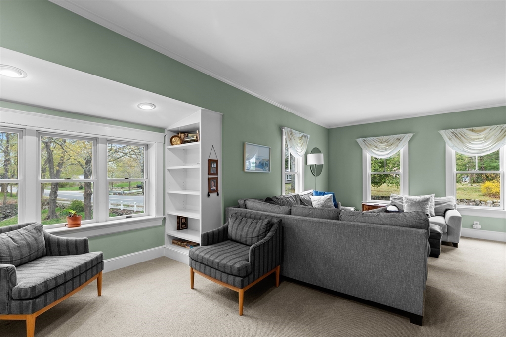 684 Country Way Scituate, MA 02066 - Photo 12 of 39
