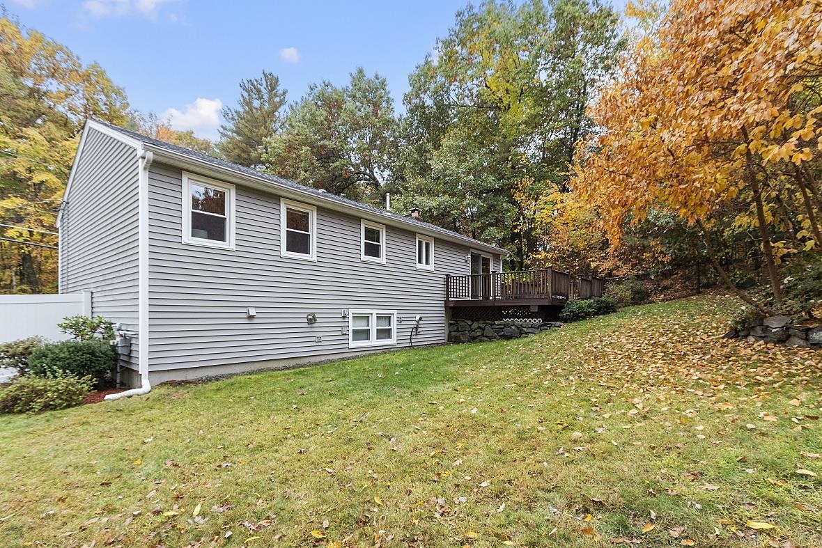 131 Conant Road Nashua, NH 03062 - Photo 33 of 40