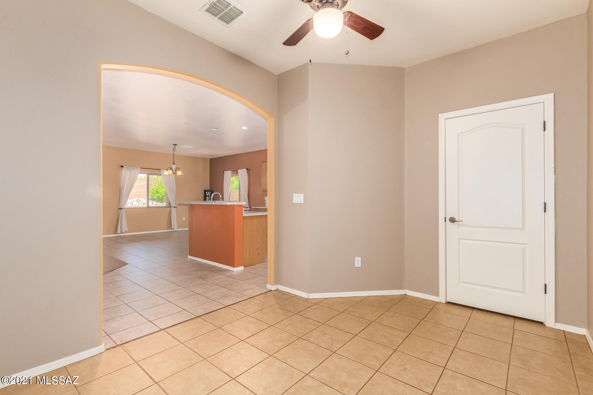 3663 East Northern Dancer Road Tucson, AZ 85739 - Photo 4 of 30