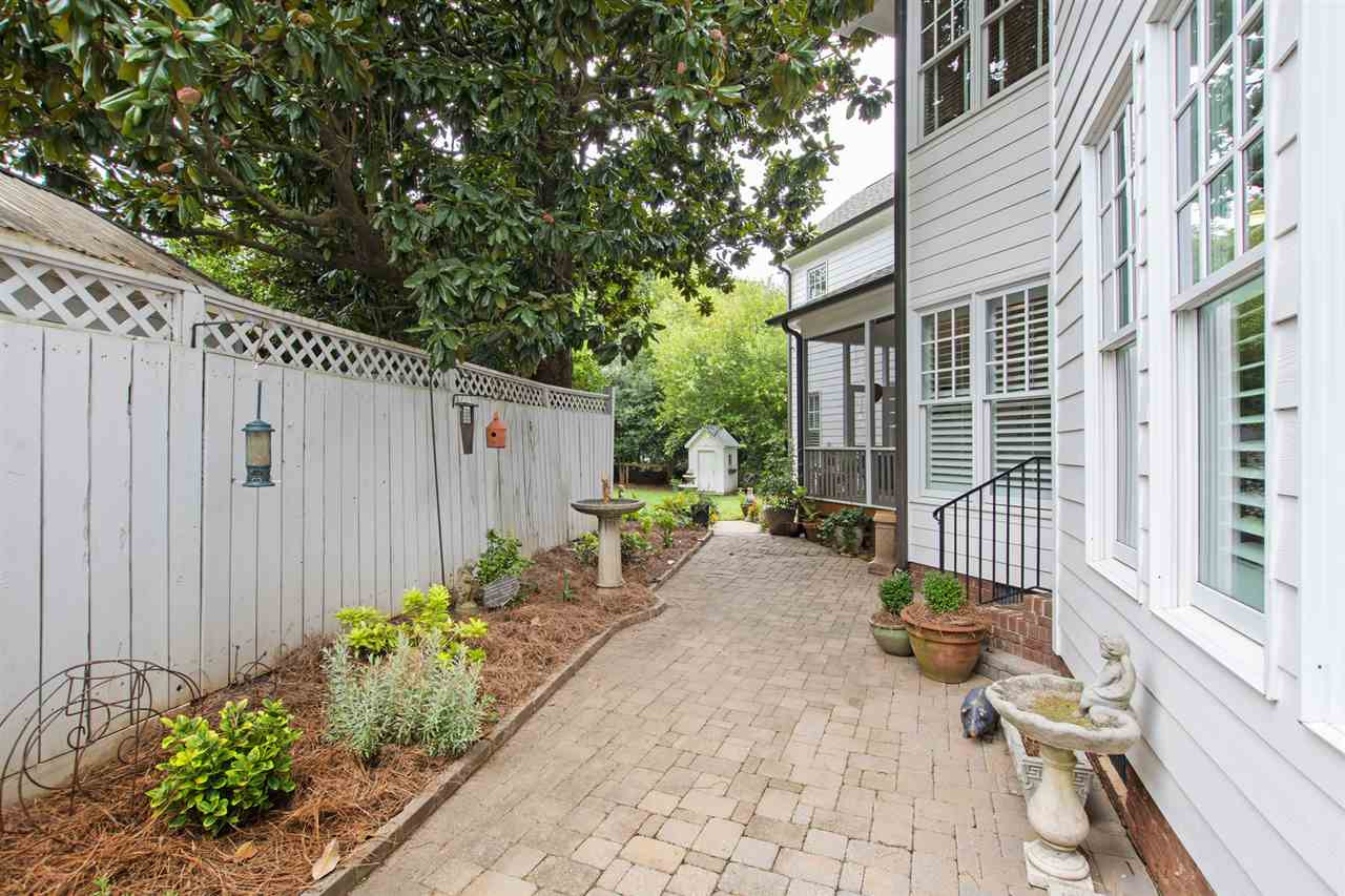 1907 McCarthy Street Raleigh, NC 27608 - Photo 15 of 30 Sideyard