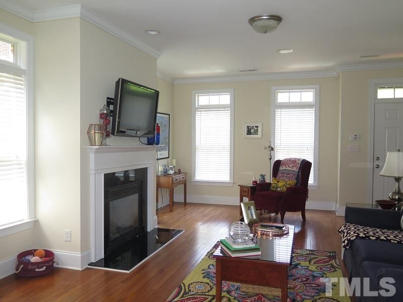 625 Highpark Lane Raleigh, NC 27608 - Photo 3 of 11