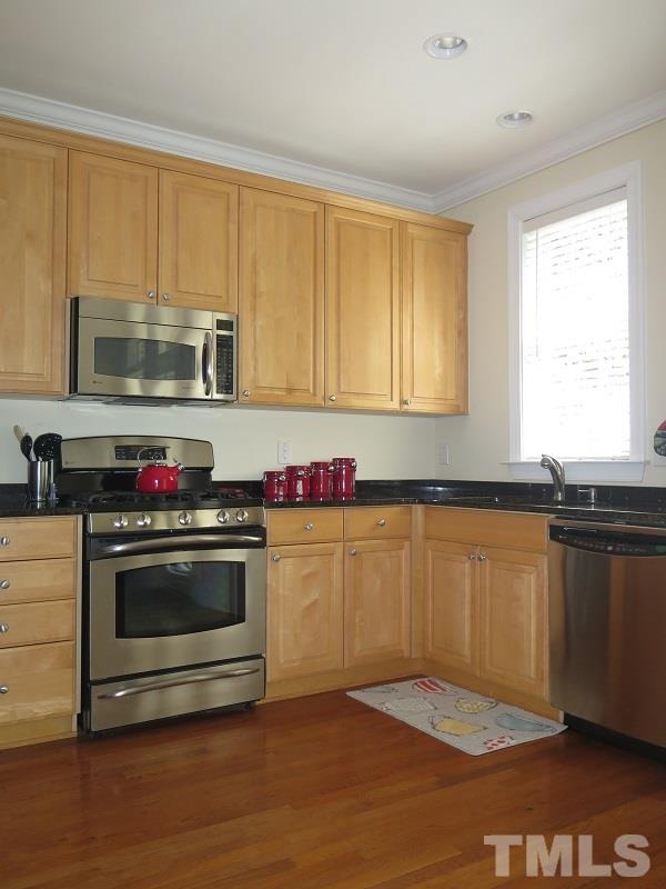625 Highpark Lane Raleigh, NC 27608 - Photo 5 of 11