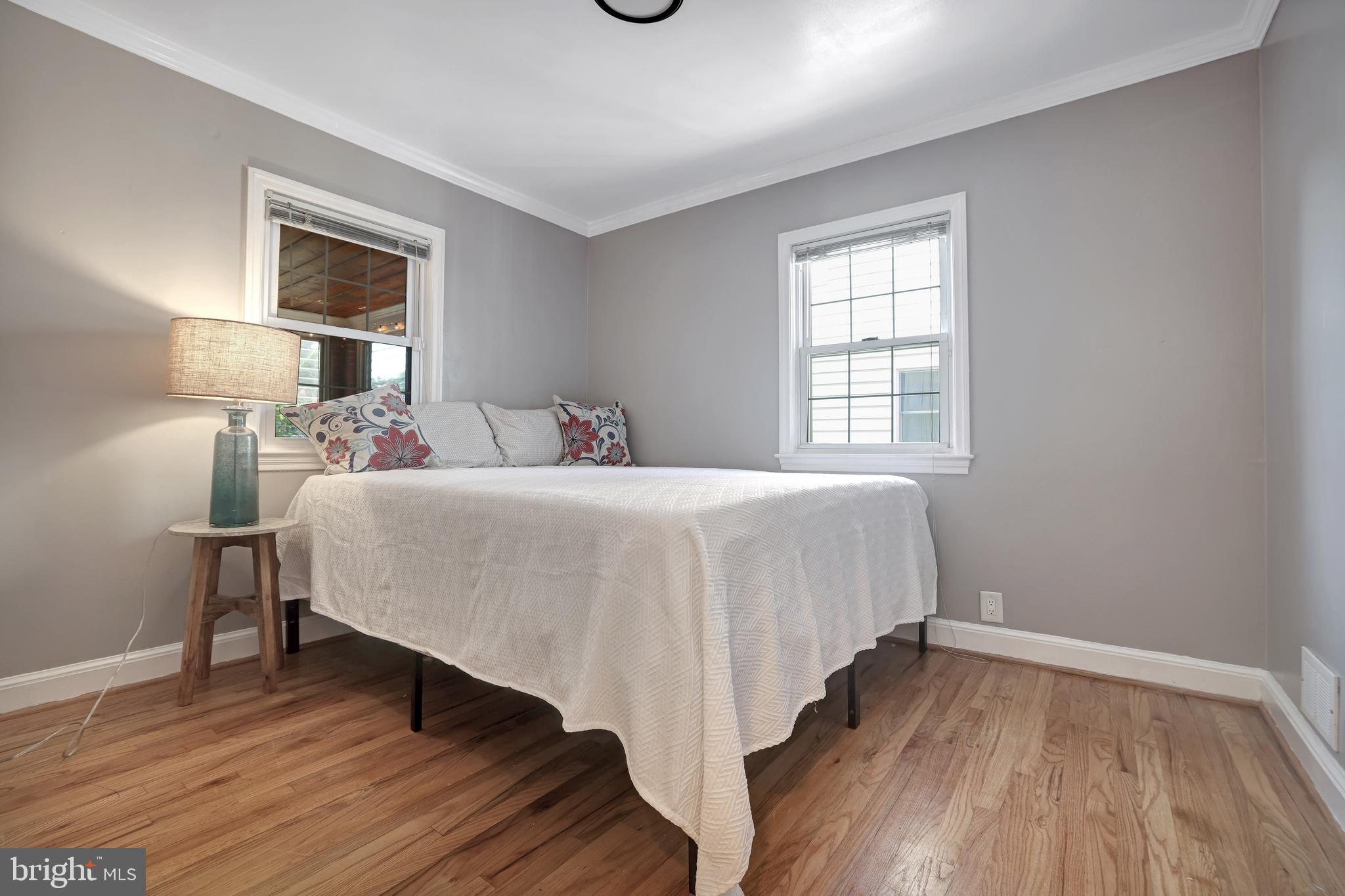 10700 Hayes Avenue Silver Spring, MD 20902 - Photo 14 of 38 1st floor BR #1