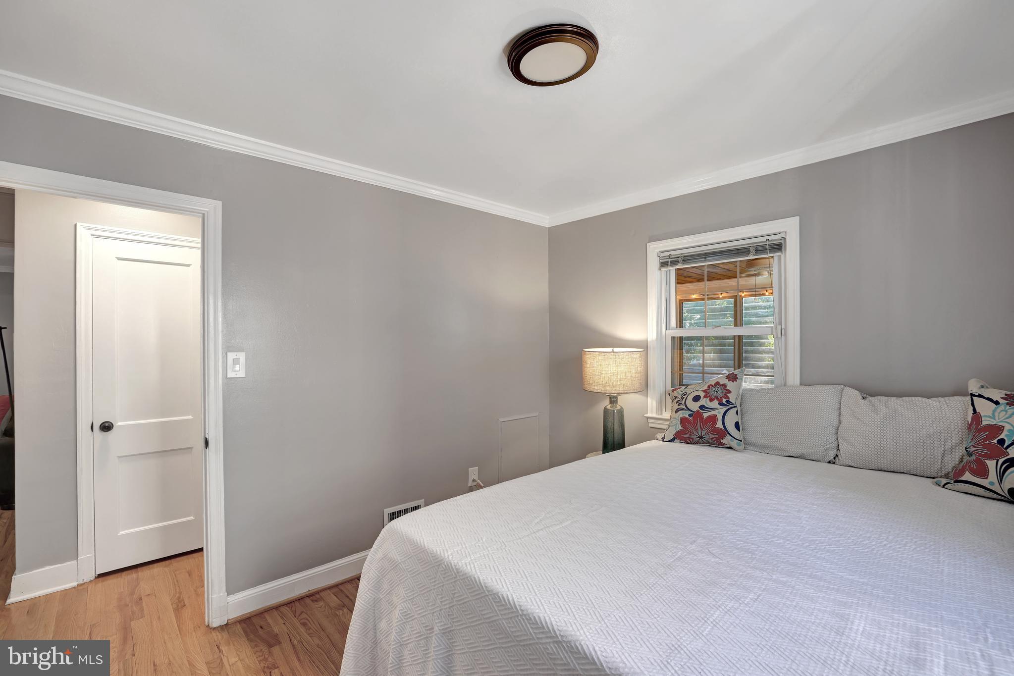 10700 Hayes Avenue Silver Spring, MD 20902 - Photo 15 of 38 BR #1