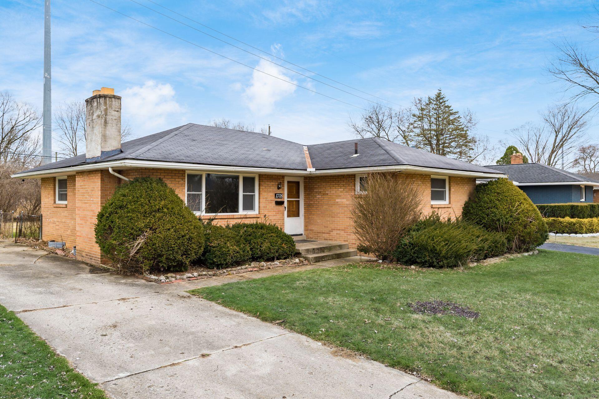 1718 Bostwick Road Columbus, OH 43227 - Photo 1 of 25 001_ - 1718 Bostwick Rd - 003