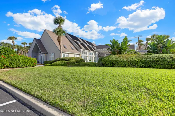 a view of a lake view