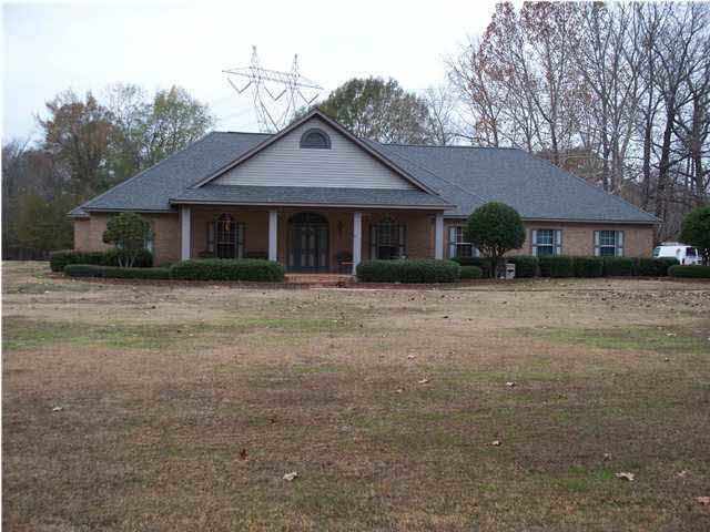 421 Reynolds Road Clinton, MS 39056 - Photo 1 of 1 Front