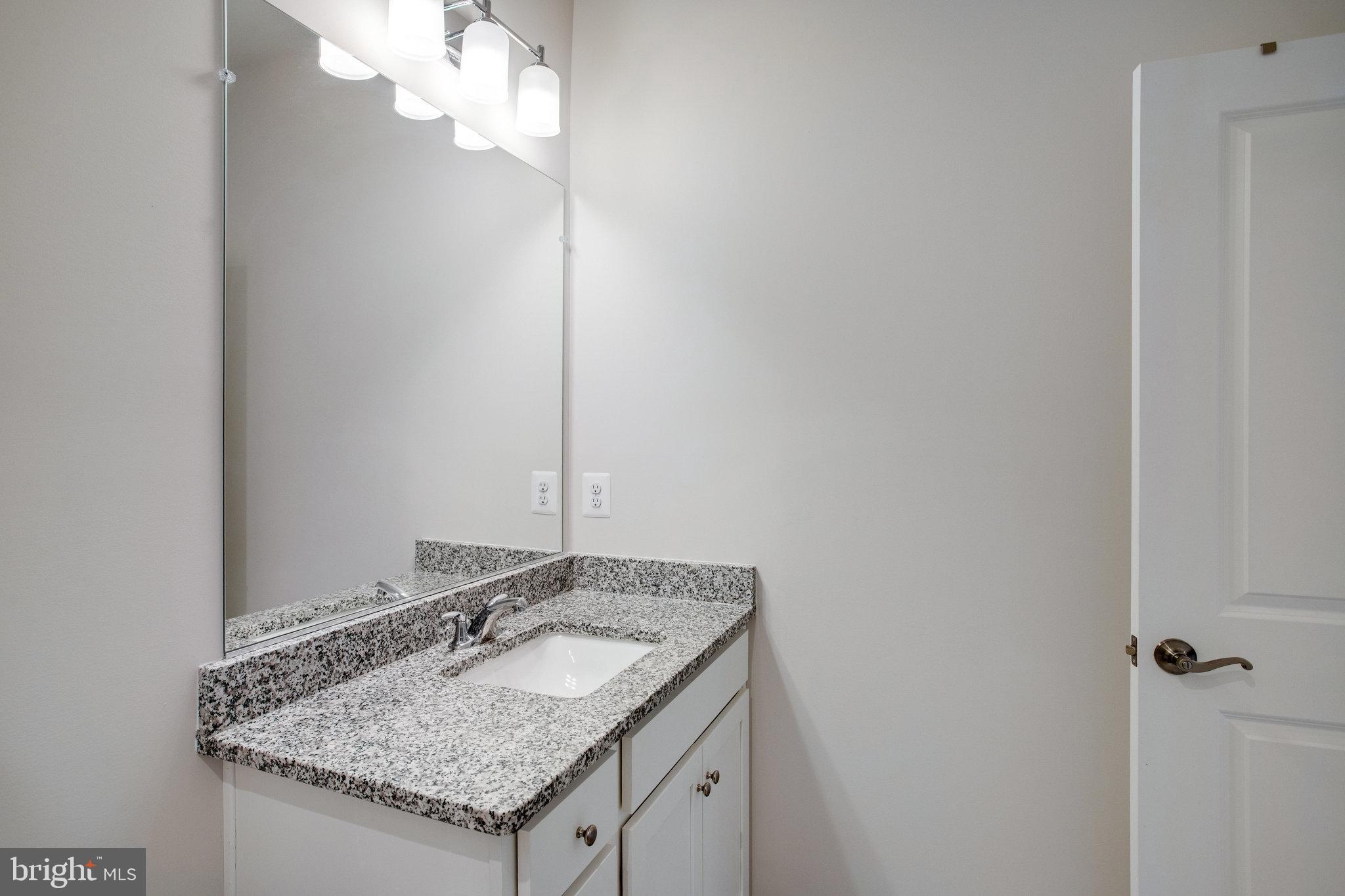 18351 Moss Garden Road Dumfries, VA 22026 - Photo 22 of 41