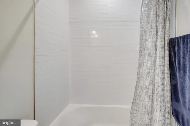 $629,900 | 18351 Moss Garden Road, Dumfries, VA 22026